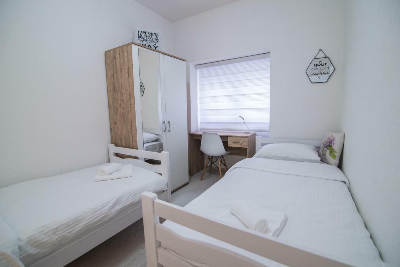 Love Apartments Μόσταρ Δωμάτιο φωτογραφία